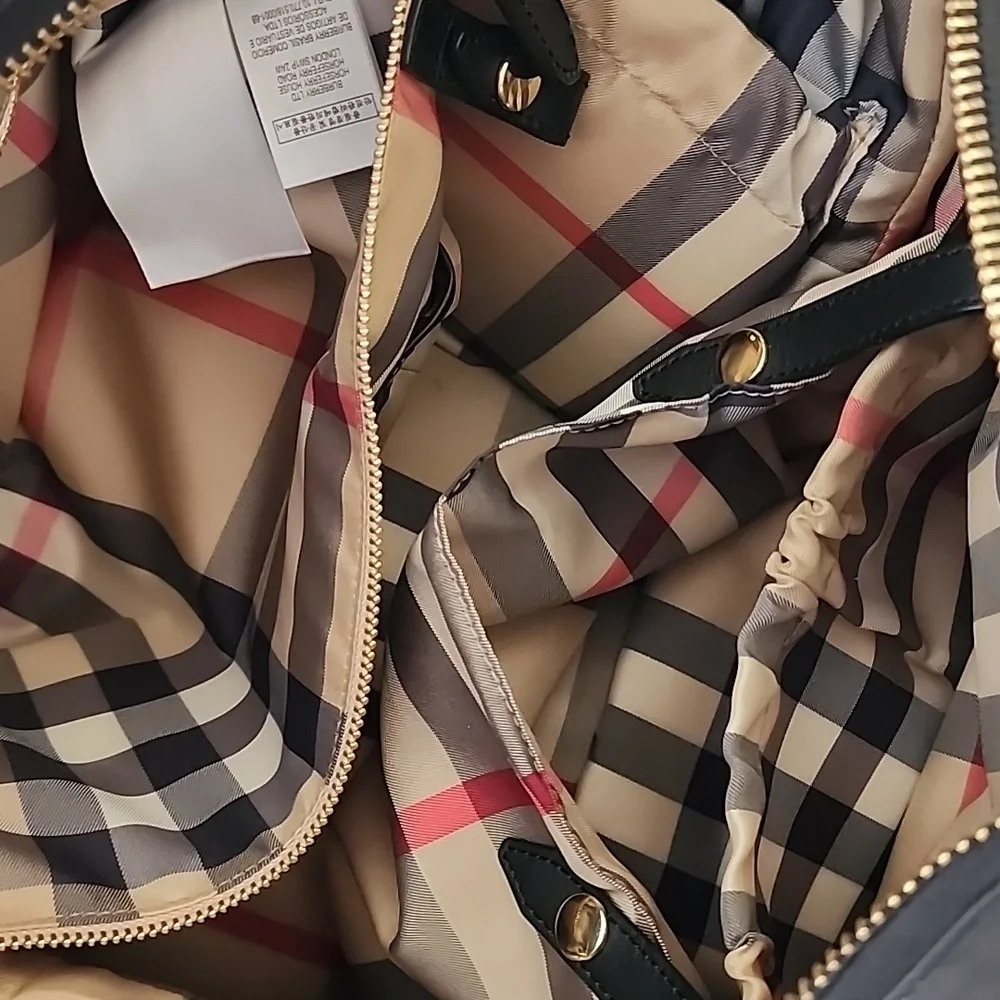 BURBERRY Olympia Baby Diaper Bag Travel Duffle Tote Plaid Nova Check Unisex - Picture 7 of 16